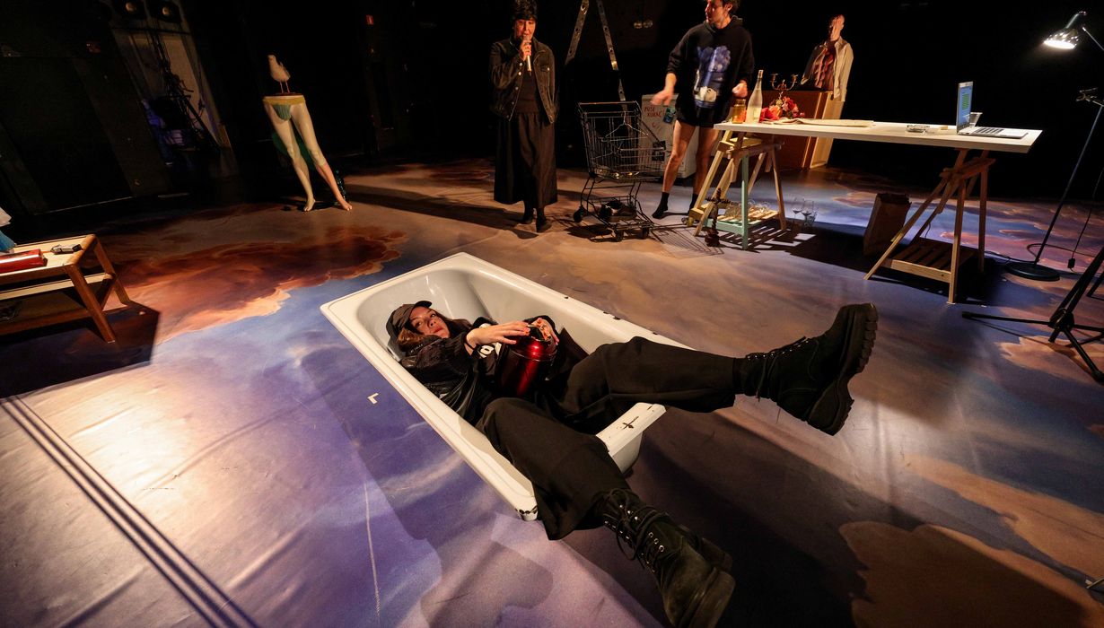 Tamara Avguštin, Marjuta Slamič, Matija Rupel &copy;SNG Nova Gorica/Borut Bučinel