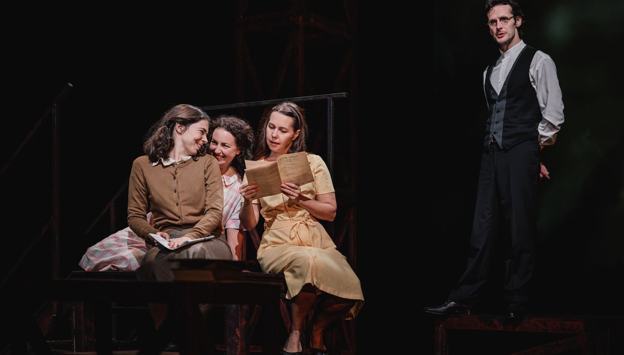 Anuša Kodelja, Urška Taufer, Maja Poljanec, Matija Rupel &copy;SNG Nova Gorica/Guido Mencari