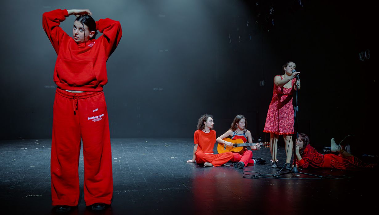  &copy;Asiana Jurca Avci