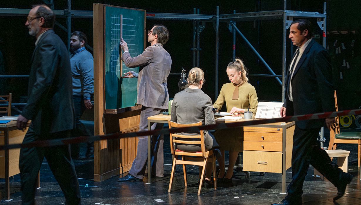 Blaž Valič, Jakob Šfiligoj, Peter Harl, Helena Peršuh, Lara Fortuna, Gorazd Jakomini &copy;SNG Nova Gorica/Peter Uhan